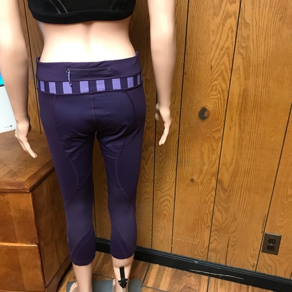Lululemon" Run Inspire Crop leggings purple - Picture 3 of 16
